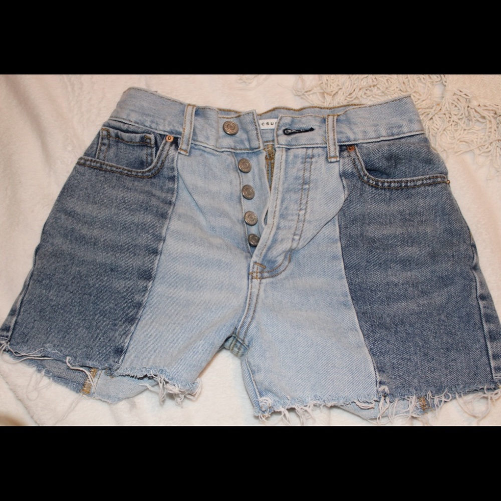 Cute summer jean shorts from PacSun